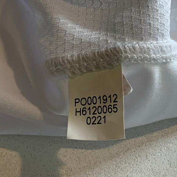 Huk T Shirt Womens M Medium White Paradise Pursuit Performance Long Sleeve Crew - Picture 10 of 12